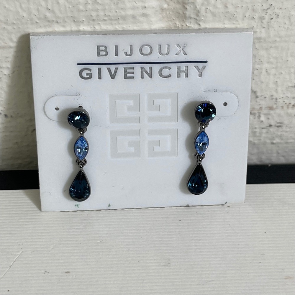 Bijoux Givenchy Blue Crystal Drop Earrings Dangles Pair Elegant For Womens